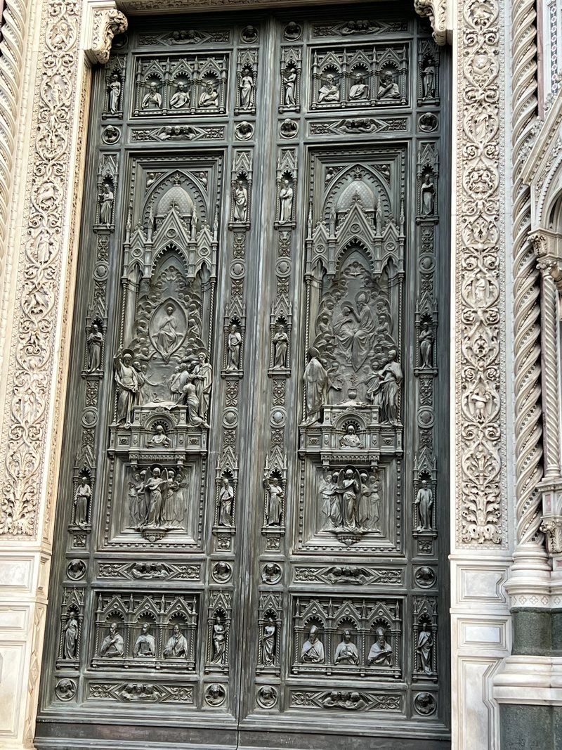The bronze doors in full