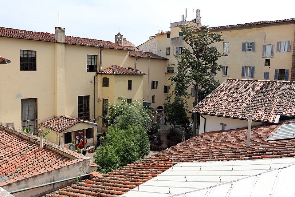 Accademia di Firenze, veduta sul cortile del museo dell'accademia 01