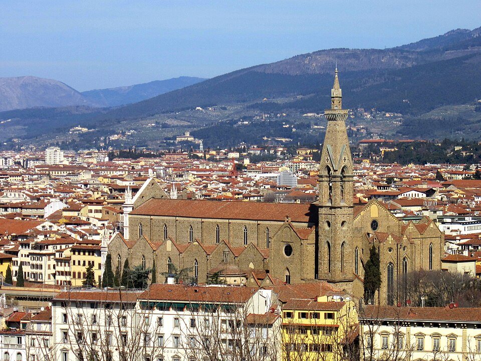 Firenze Basilica di Santa Croce, laterale