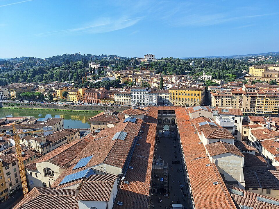 La Galleria degli Uffizi vista da Palazzo Vecchio, Firenze