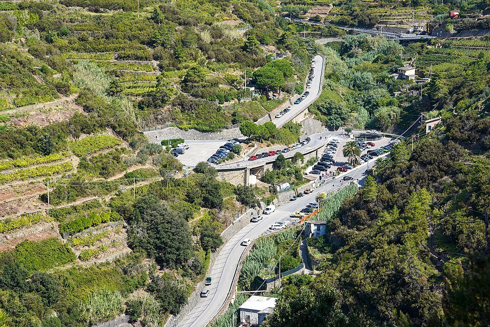 Parking Manarola Cinque Terre Sep23 A7C 06885