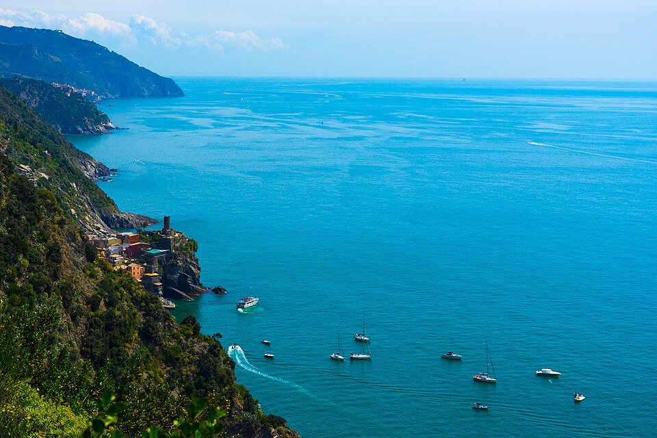 Looking south on the mountainous Ligurian coast from north of Vernazza
