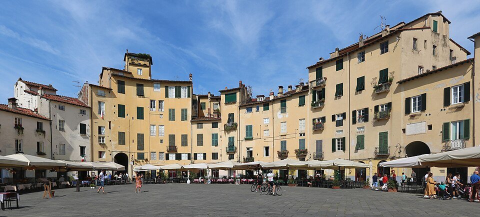 Lucca Piazza Anfiteatro View